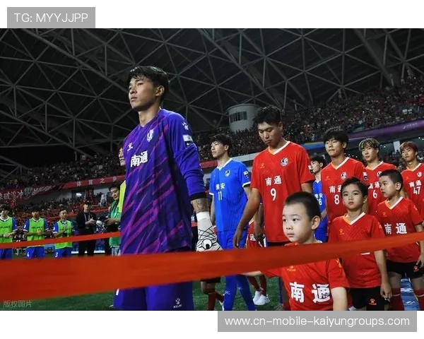 职业球员是否参与社会公益活动，职业球员打业余球员