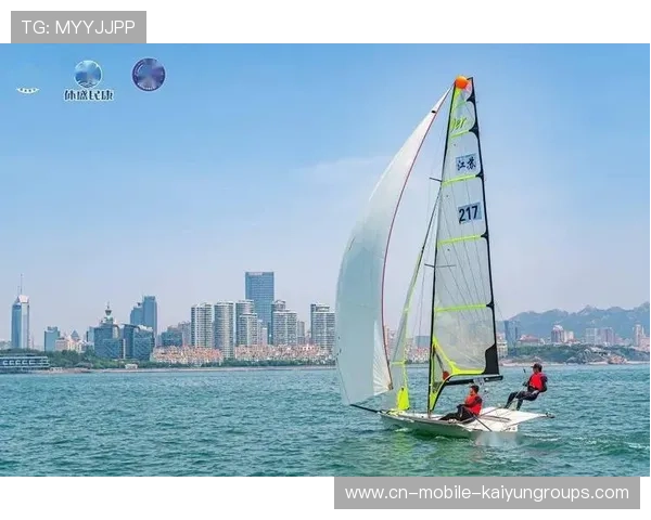 澳大利亚帆船赛激烈比拼，东道主表现出色，帆覃澳大利亚